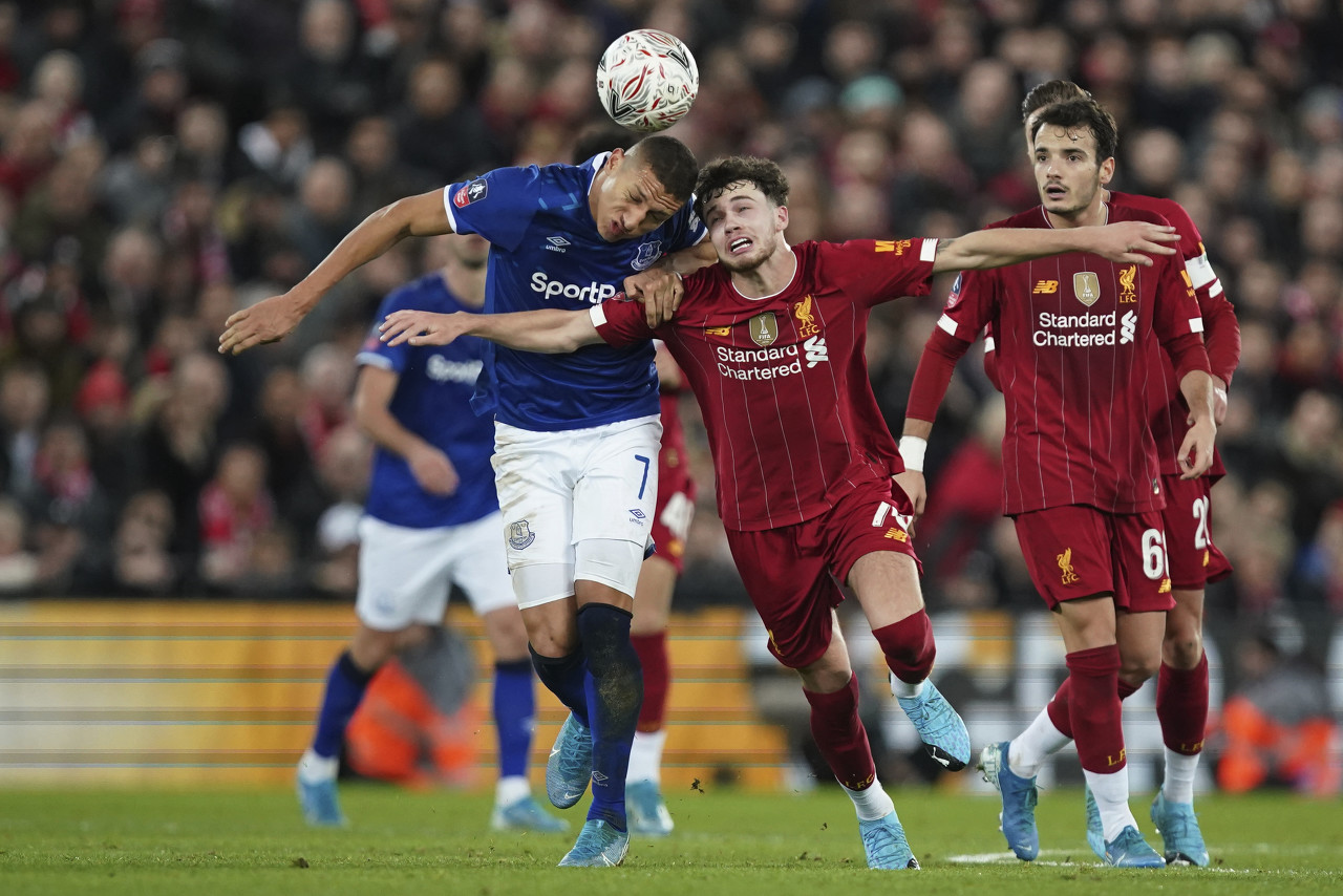 国米球迷对点球非常生气？索博：去生裁判的气，别生我的