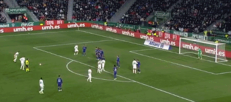 半场战报：那不勒斯1-0尤文，霍伊伦7分钟闪击，内雷斯助攻