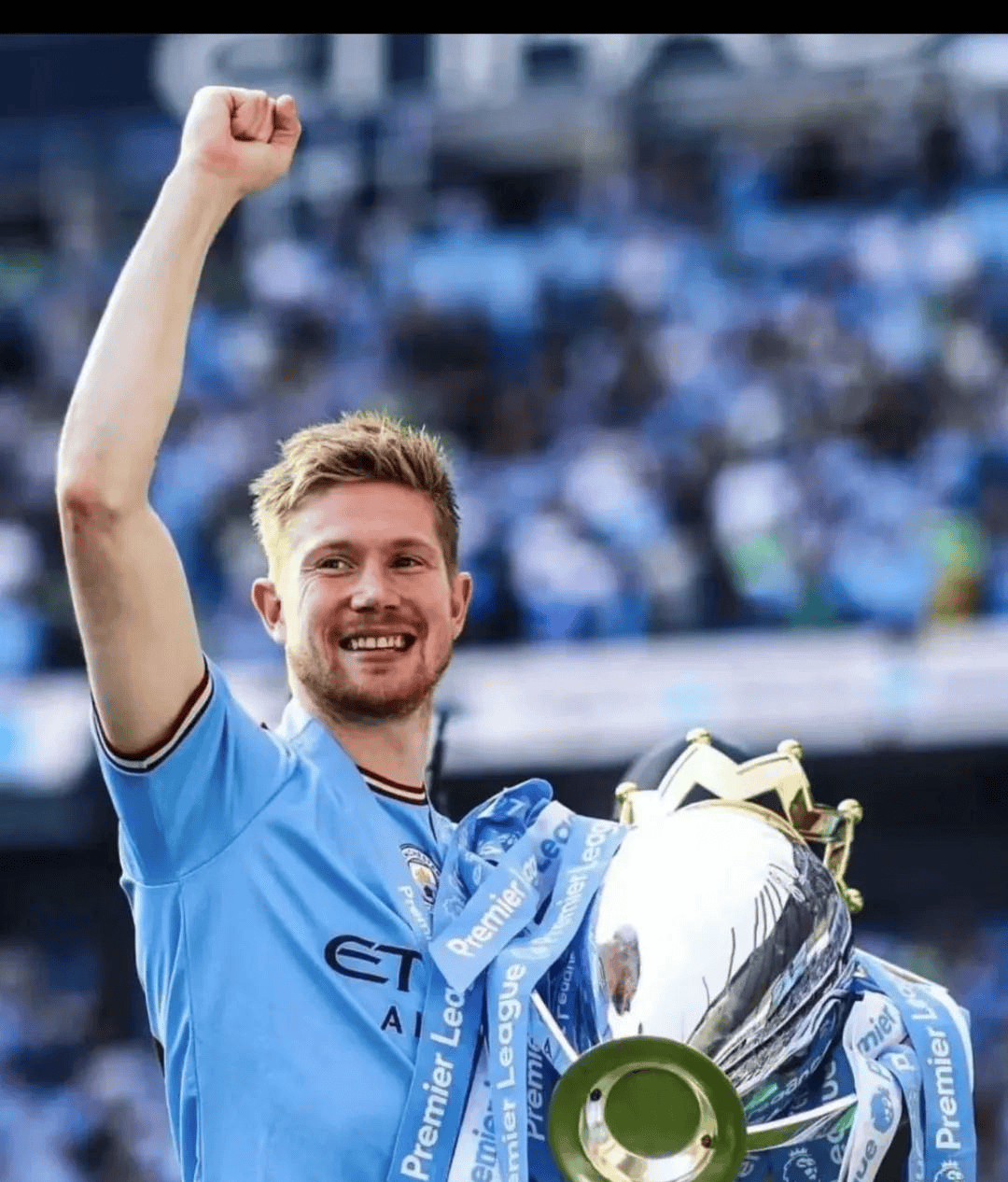 皇马后防问题严重，阿诺德伤缺，球员轮换困难，姆巴佩虽强但后防乏力，形势严峻。