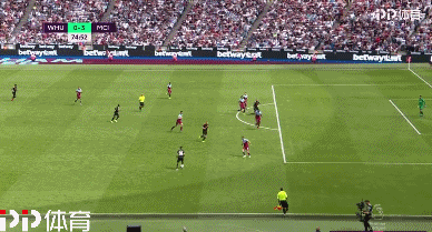 英超：热刺客场3-1击败狼队