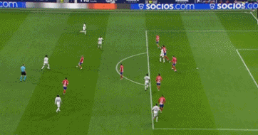 手腕骨折+肩部受伤，巴黎主席纳赛尔缠着绷带赴客场督战欧冠